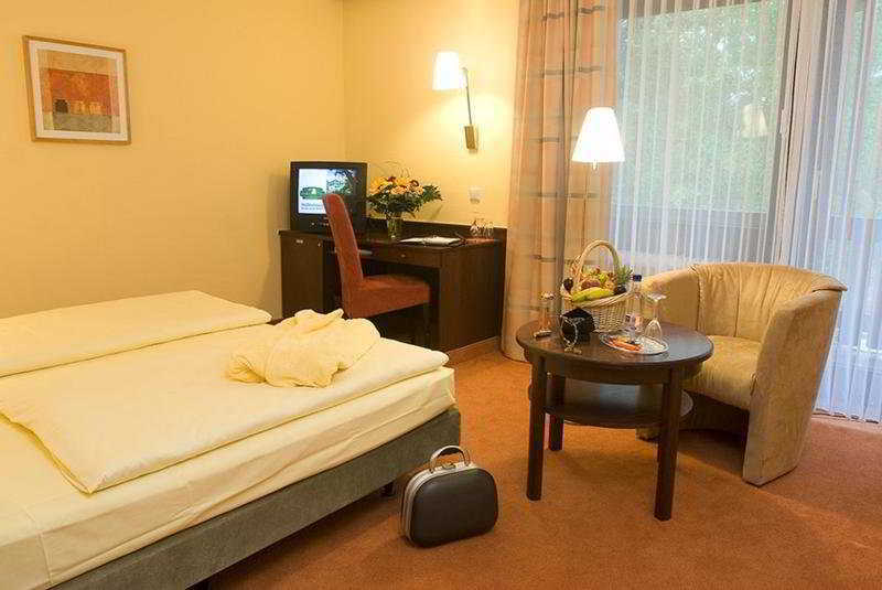 Parkhotel Frankfurt-Roedermark Rodgau Extérieur photo